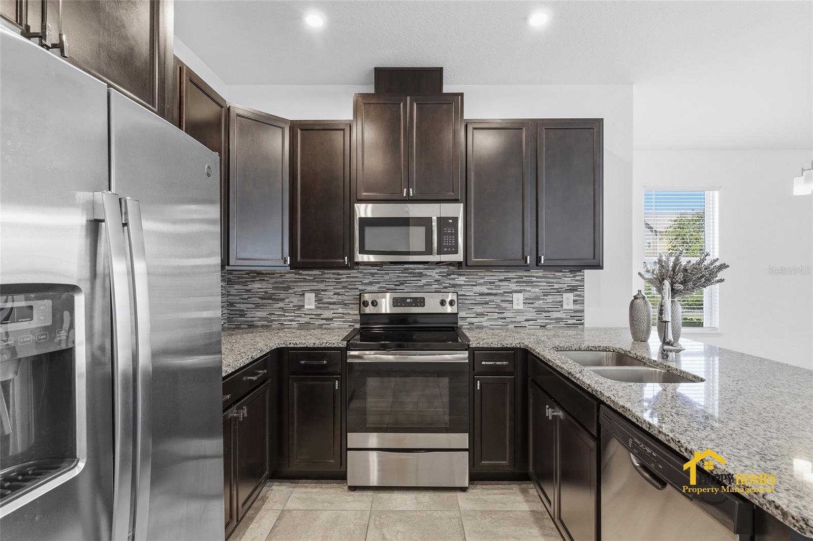 Image 4 of 41 For 13456 Stoddart Avenue