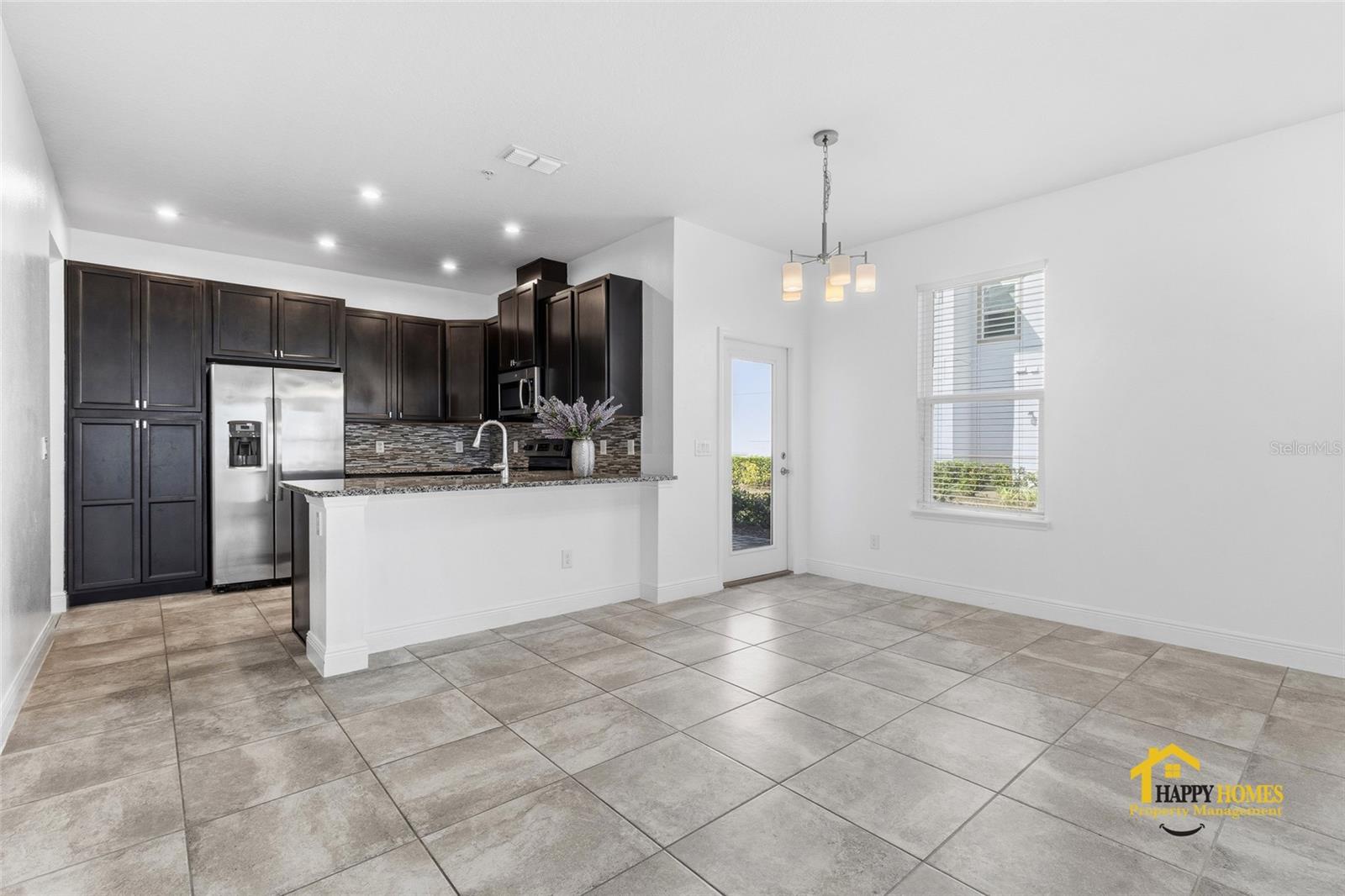 Image 9 of 41 For 13456 Stoddart Avenue