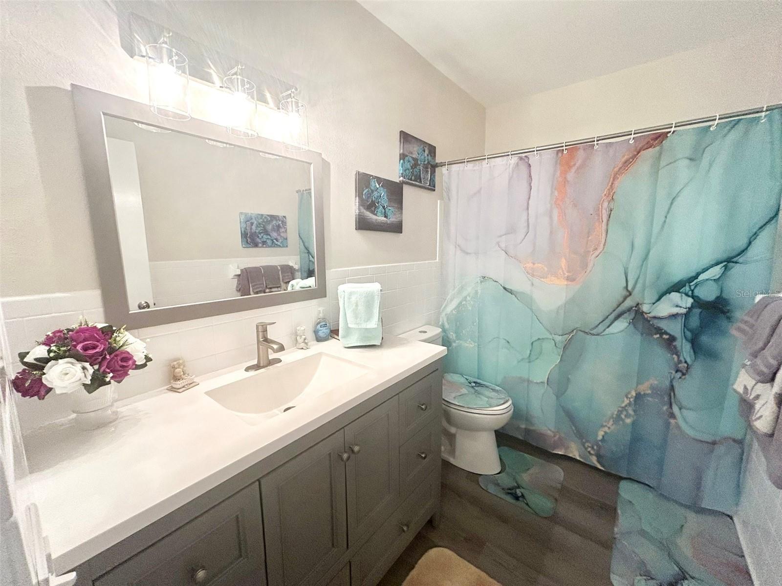 Image 15 of 37 For 2434 Australia Way E 50