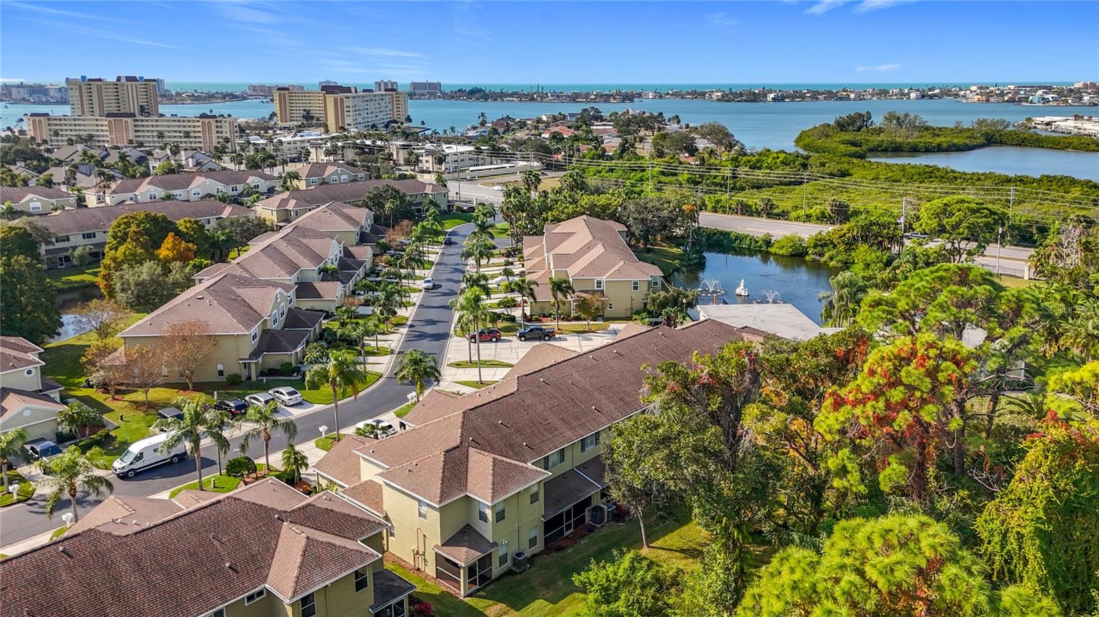 Image 13 of 75 For 11142 Kapok Grand Circle