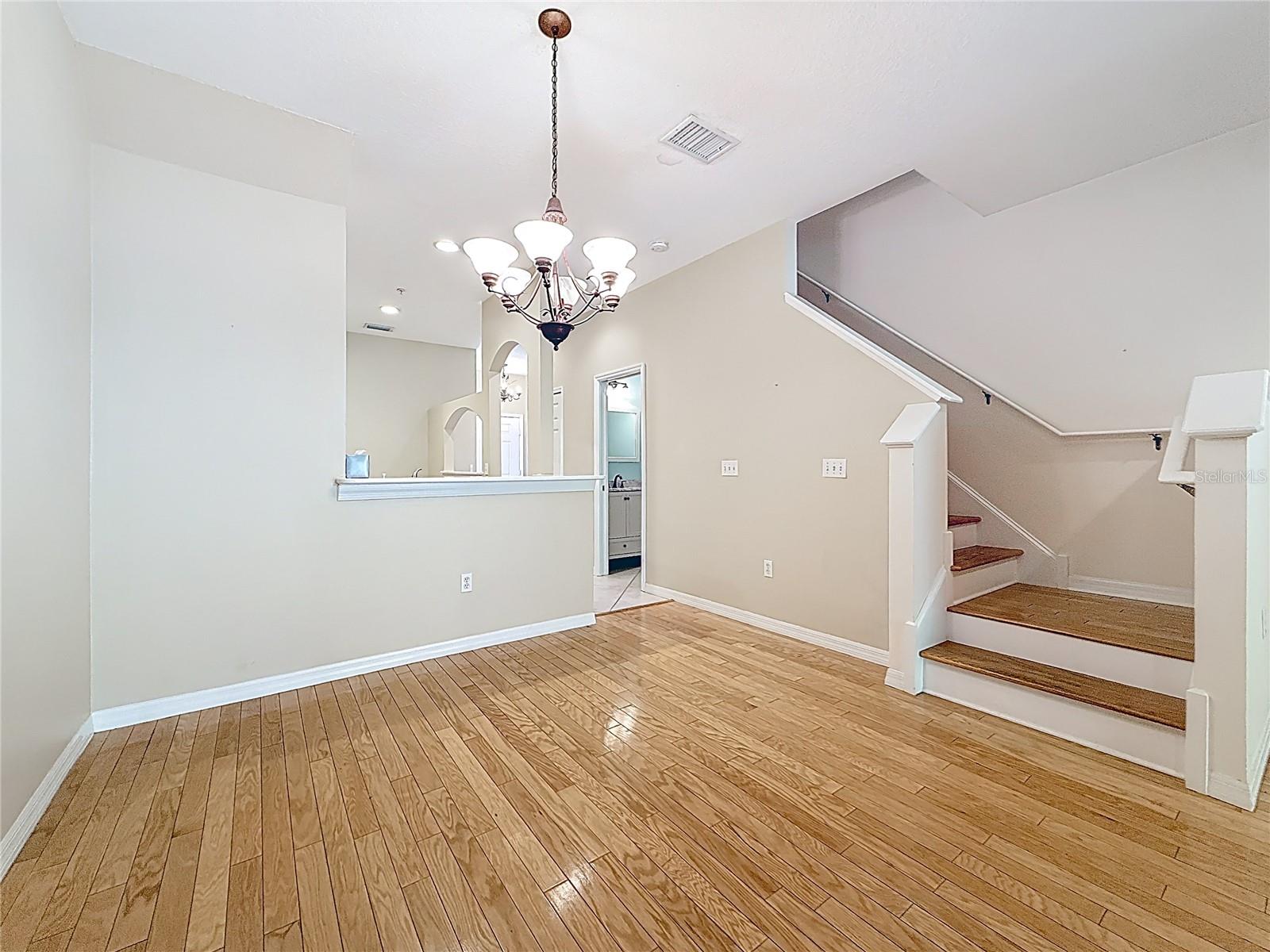 Image 39 of 75 For 11142 Kapok Grand Circle