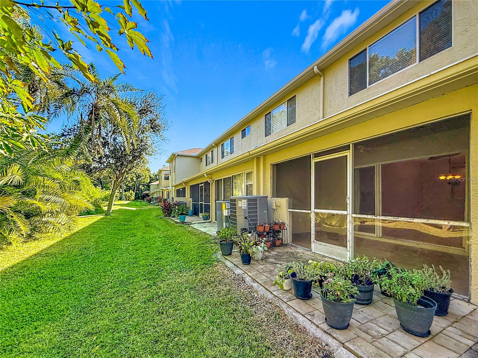 Image 47 of 75 For 11142 Kapok Grand Circle