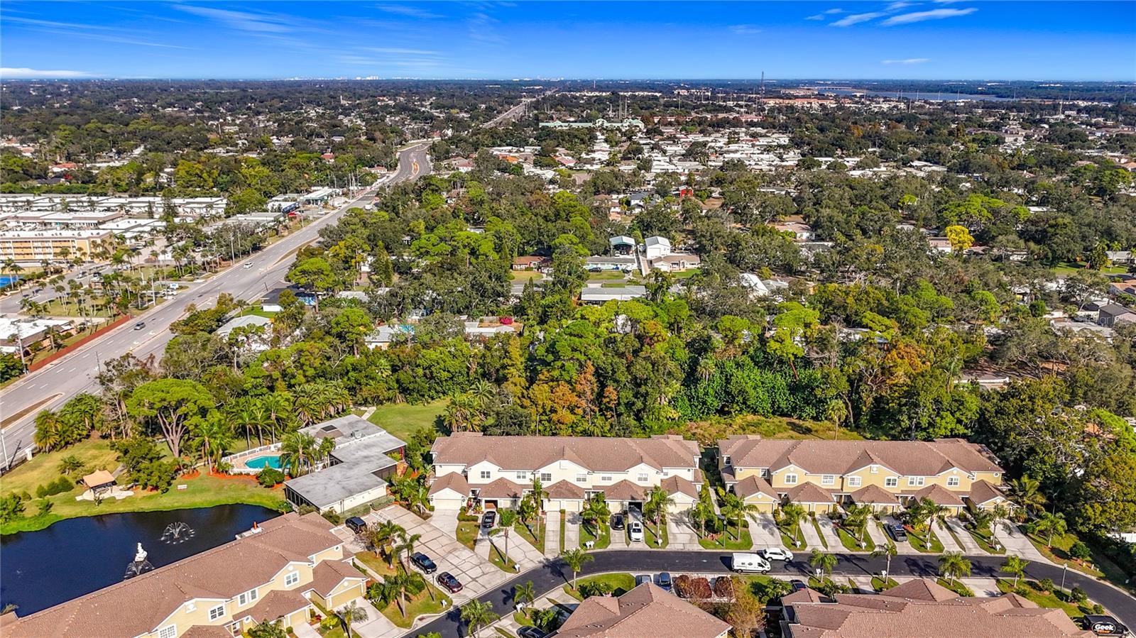 Image 71 of 75 For 11142 Kapok Grand Circle