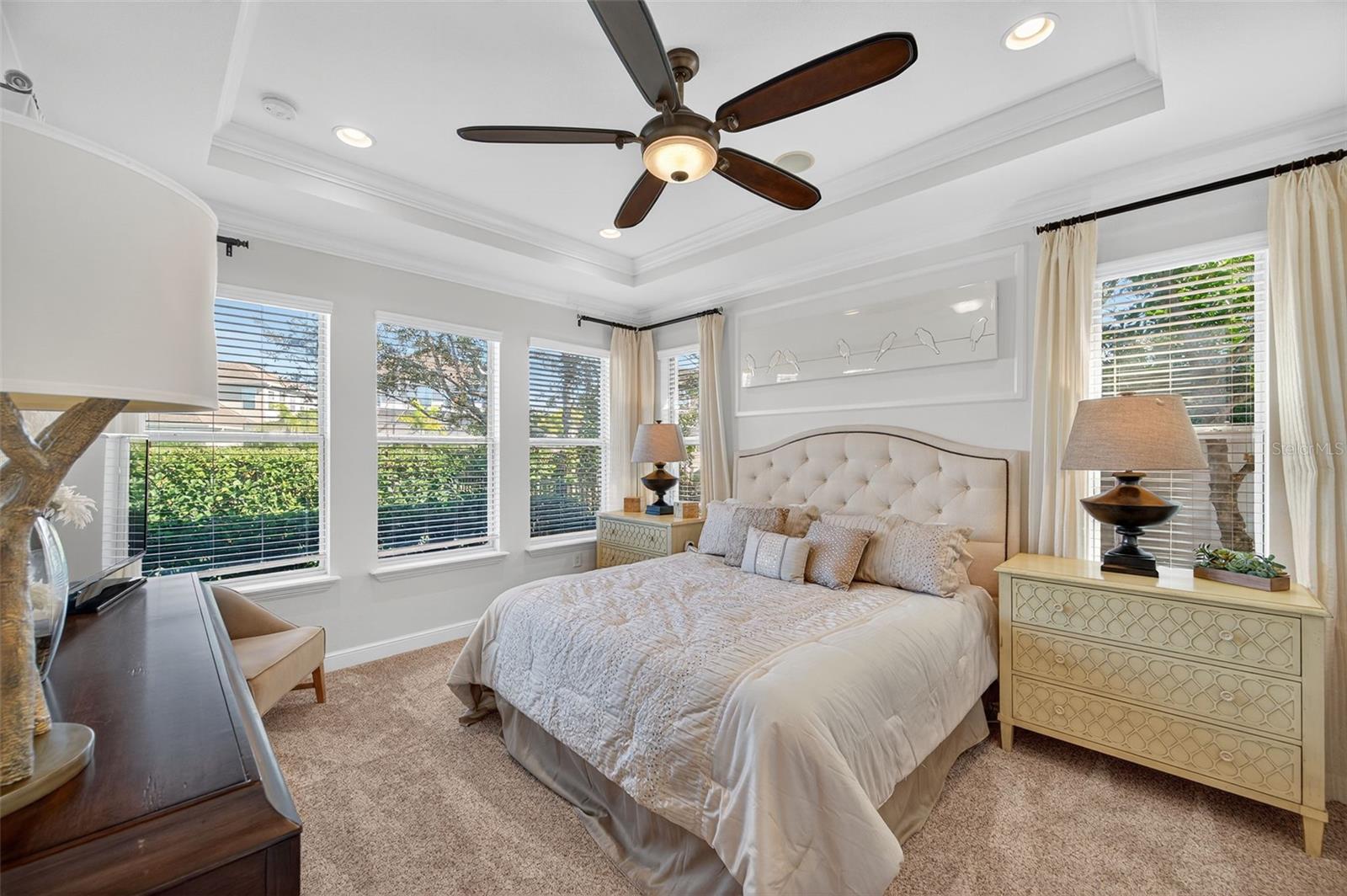 Listing photo id 22 for 3970 Aldea Way