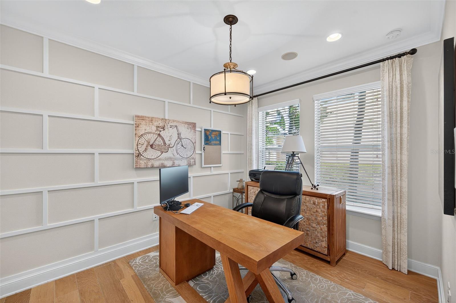 Listing photo id 31 for 3970 Aldea Way