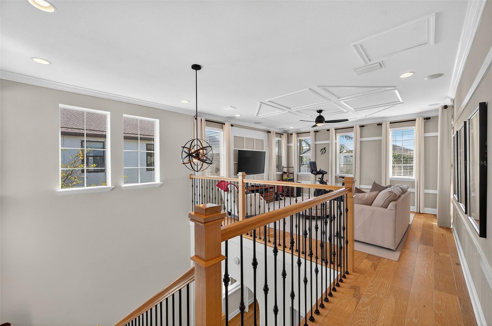 Listing photo id 33 for 3970 Aldea Way