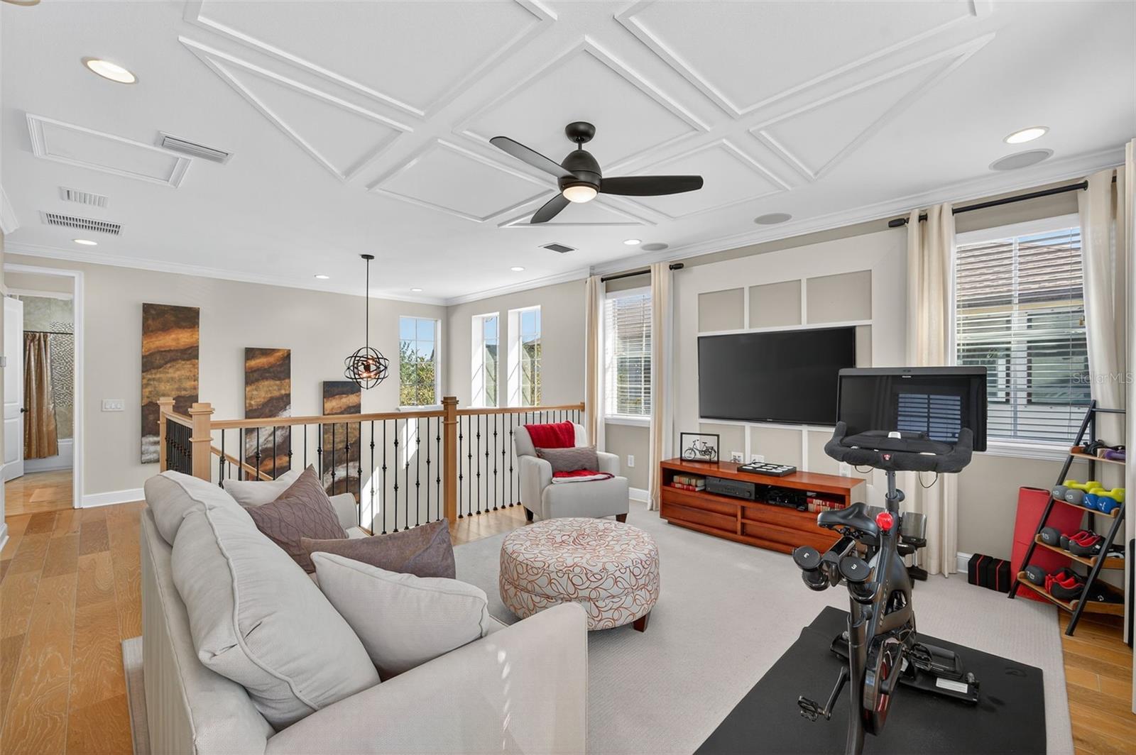 Listing photo id 36 for 3970 Aldea Way