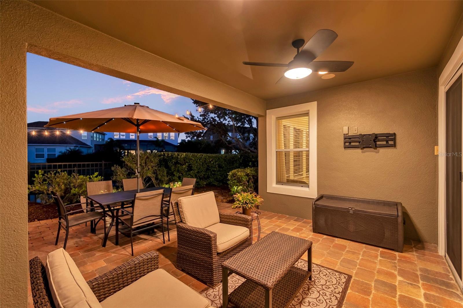 Listing photo id 69 for 3970 Aldea Way