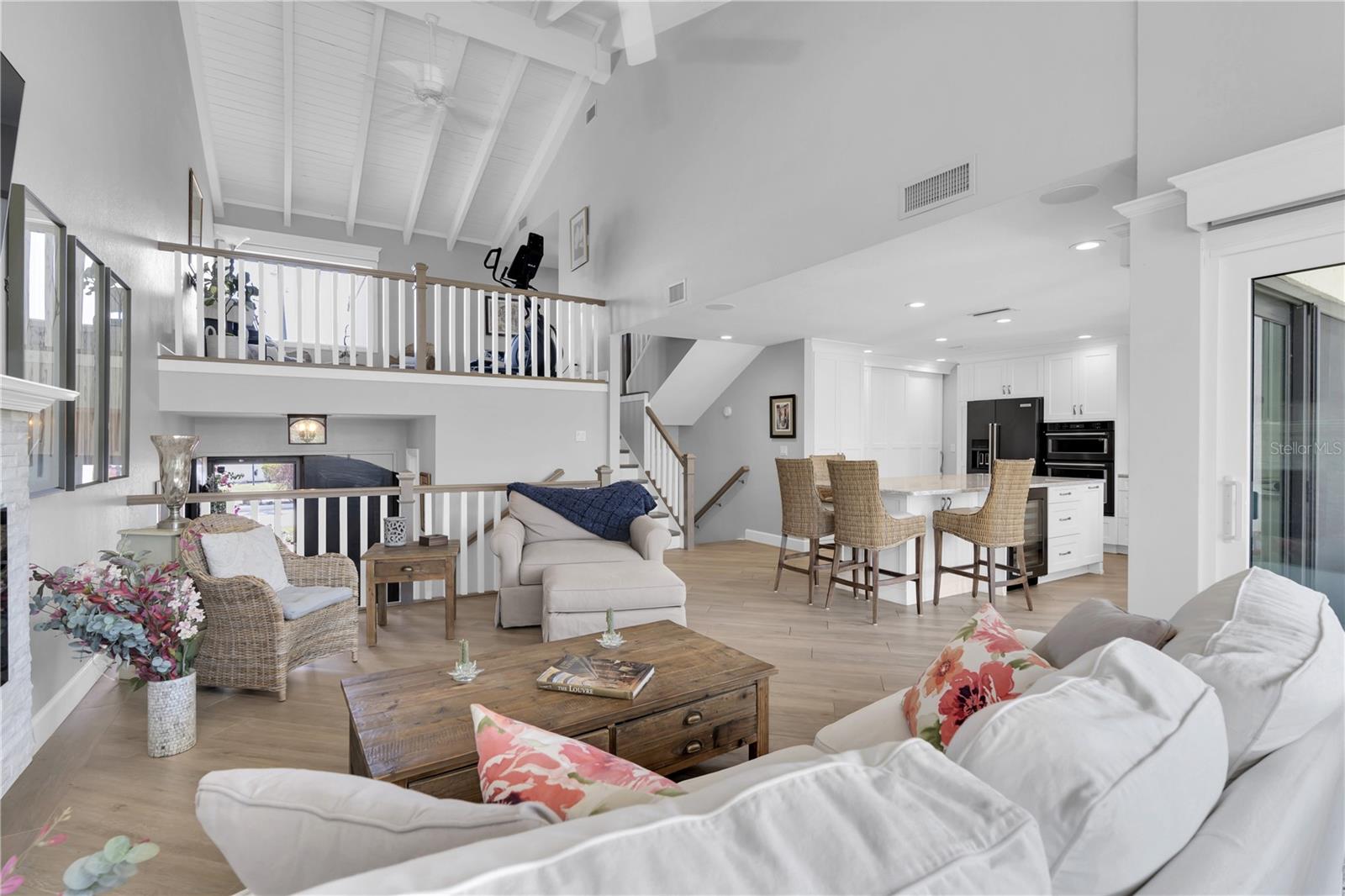 Image 4 of 35 For 5559 Escondida Boulevard S