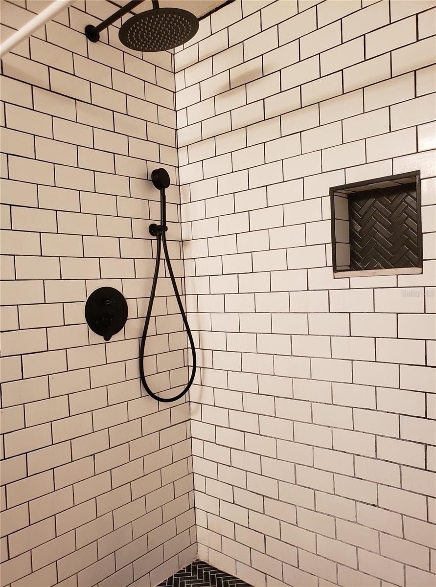 Image 13 of 20 For 1910 Palm Avenue 11111