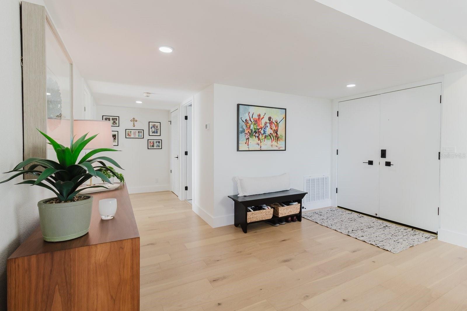 Image 10 of 80 For 100 Oakmont Lane 703