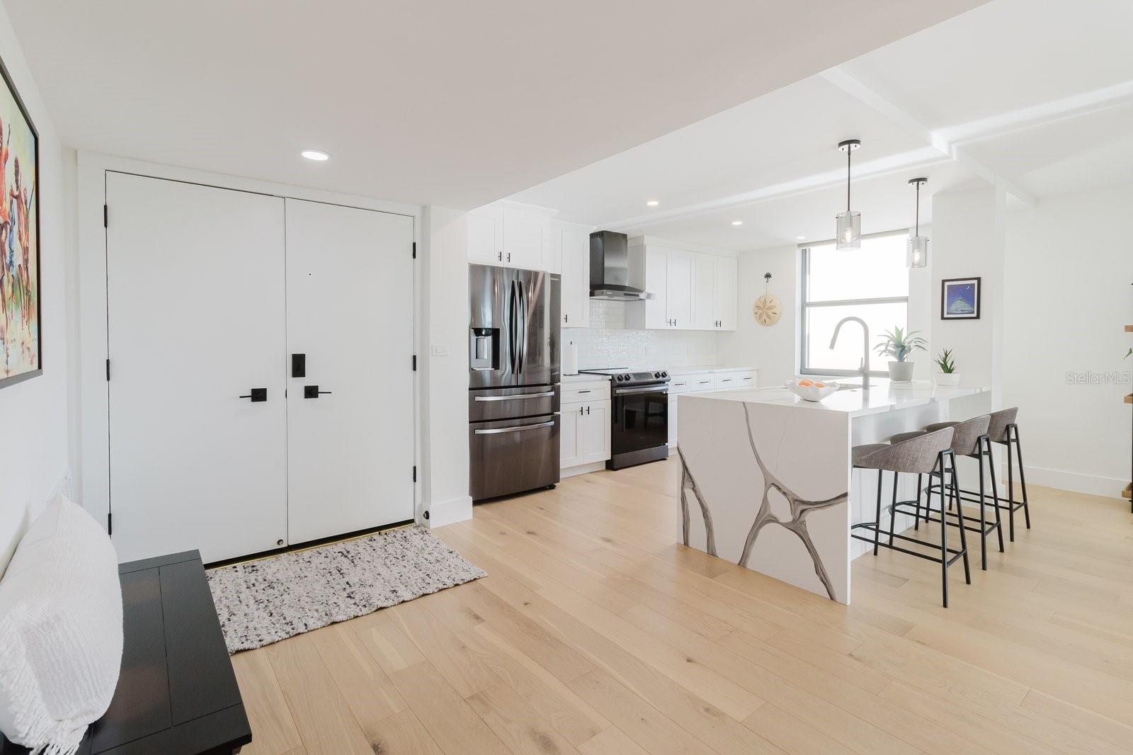 Image 11 of 80 For 100 Oakmont Lane 703