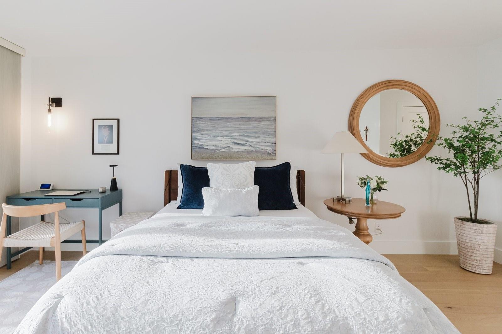 Image 35 of 80 For 100 Oakmont Lane 703