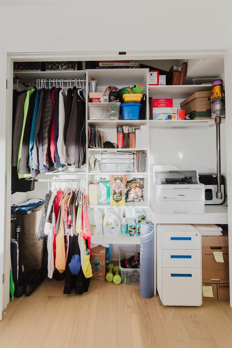 Image 44 of 80 For 100 Oakmont Lane 703