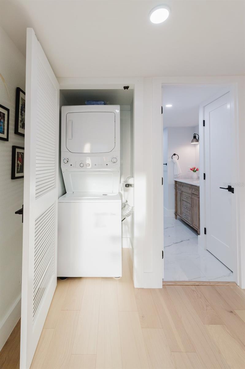 Image 55 of 80 For 100 Oakmont Lane 703