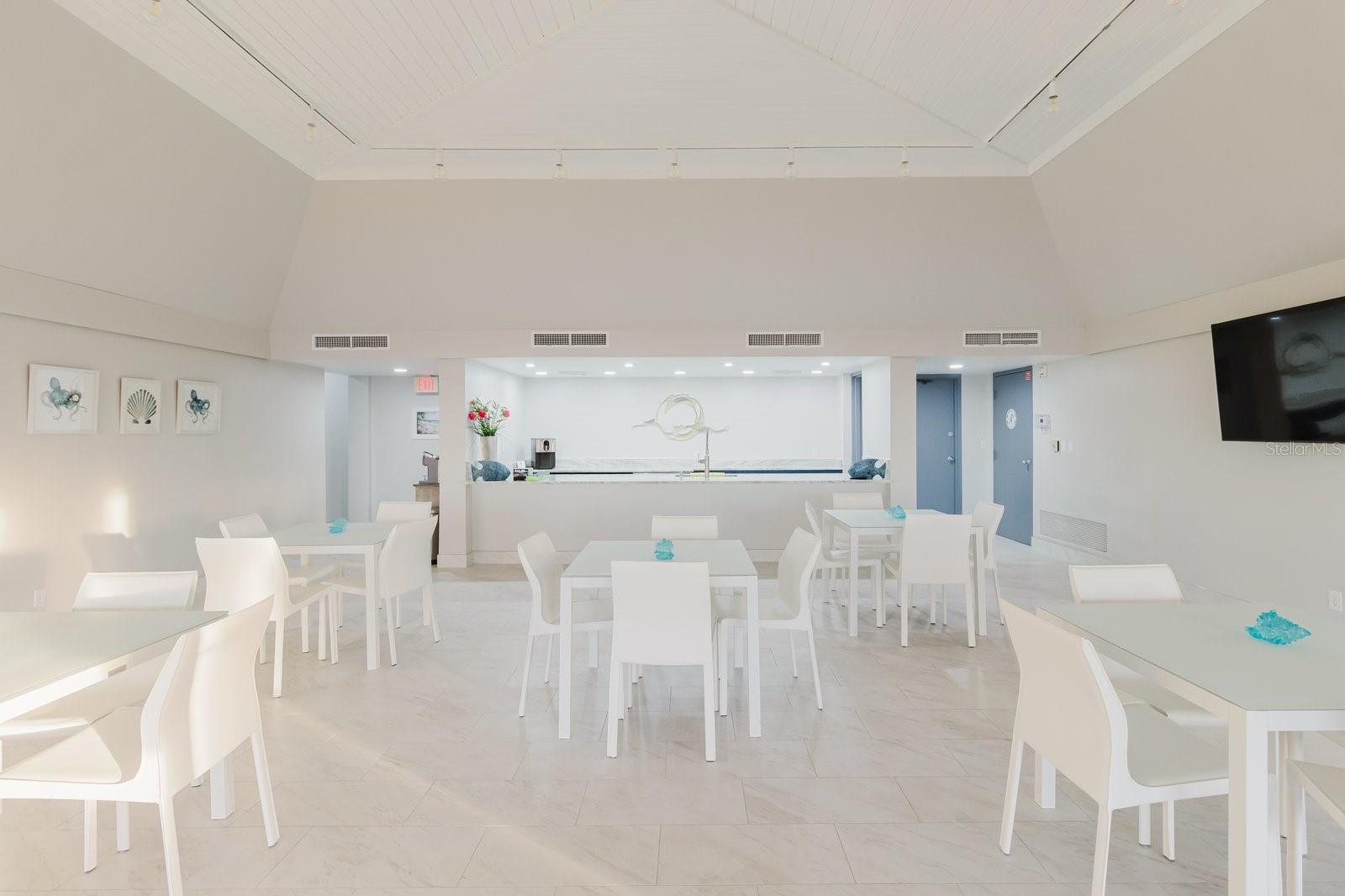 Image 66 of 80 For 100 Oakmont Lane 703