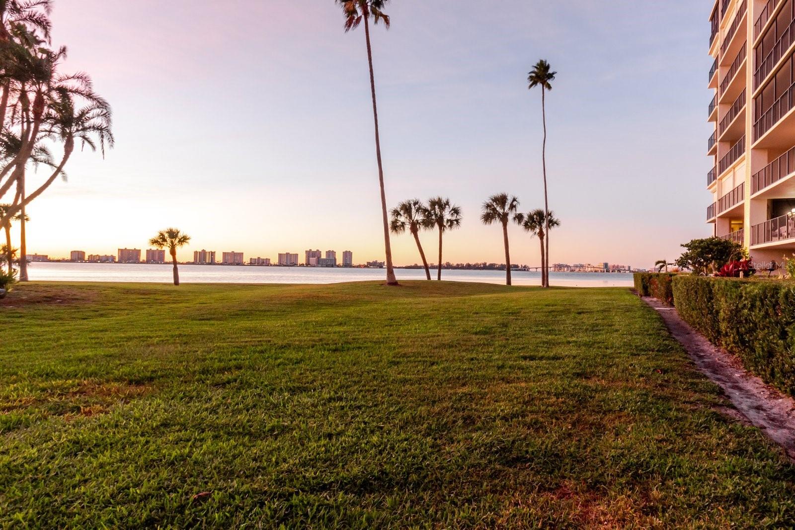 Image 72 of 80 For 100 Oakmont Lane 703