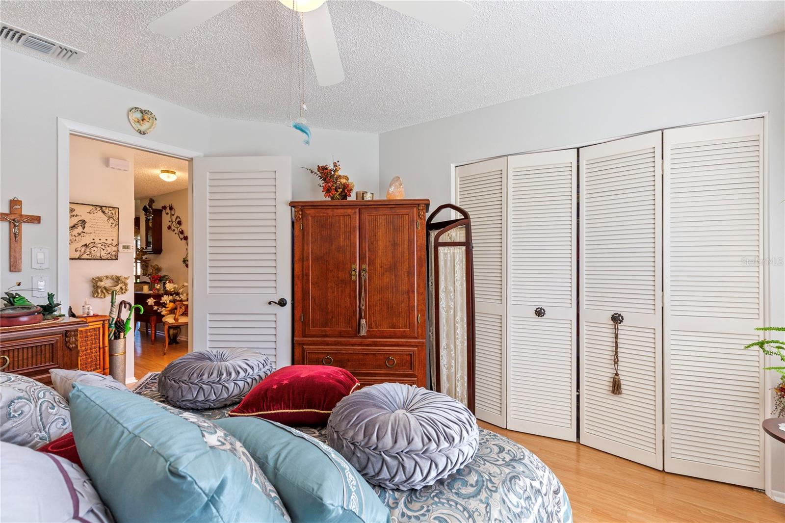 Listing photo id 20 for 9309 Trowbridge Court