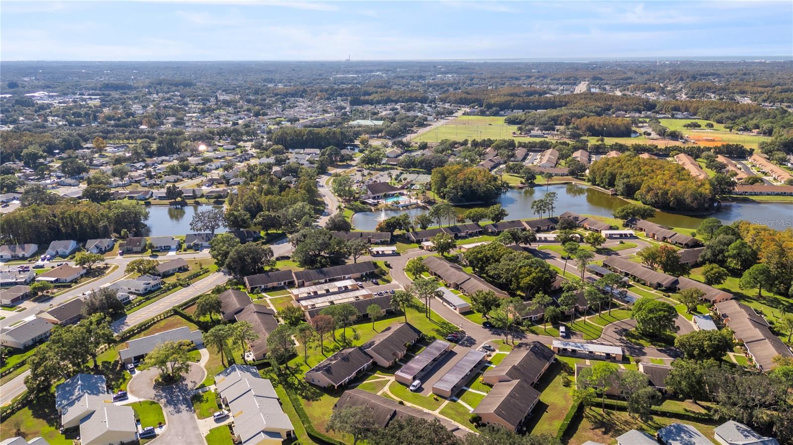 Listing photo id 27 for 9309 Trowbridge Court