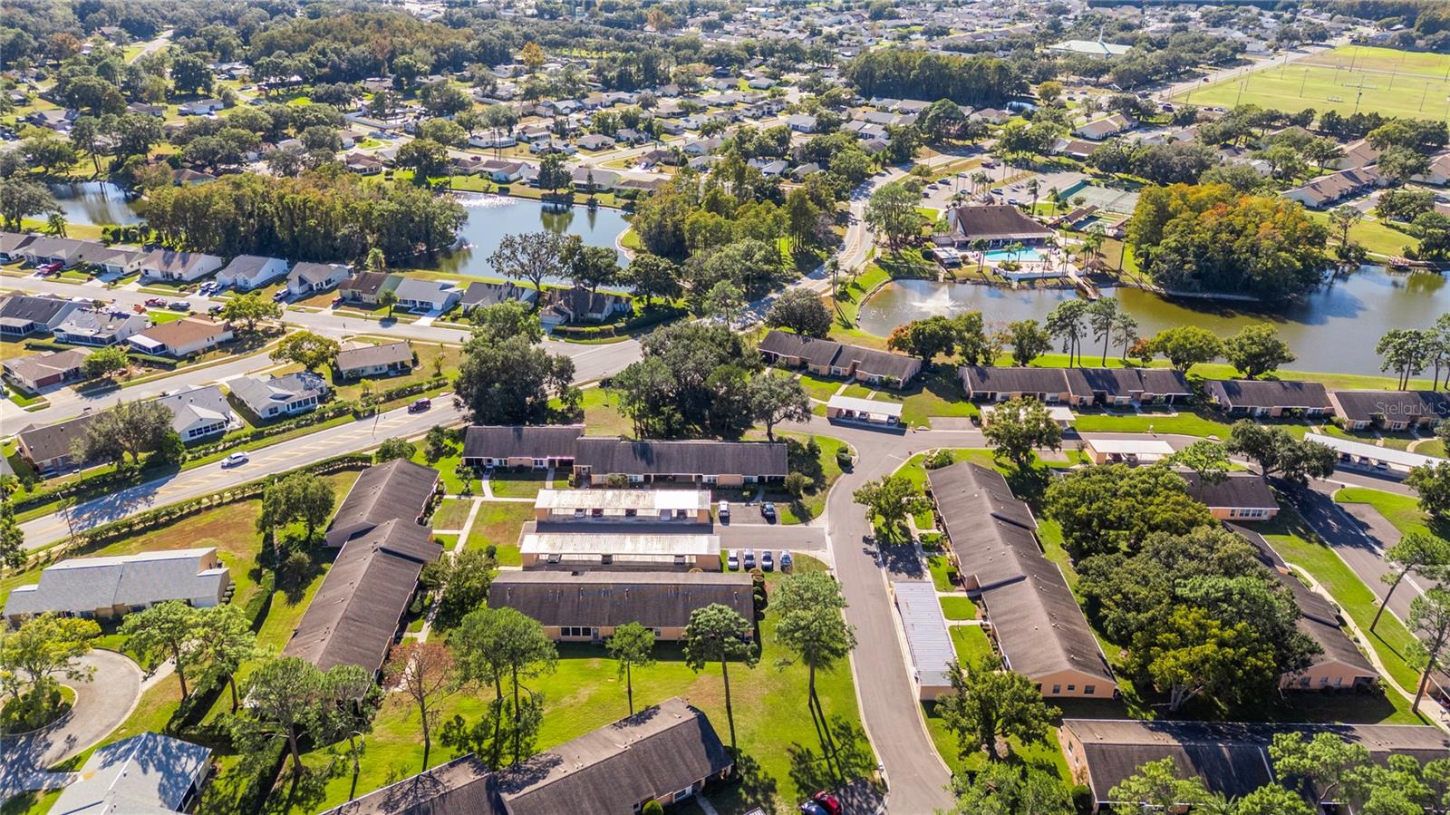 Listing photo id 28 for 9309 Trowbridge Court