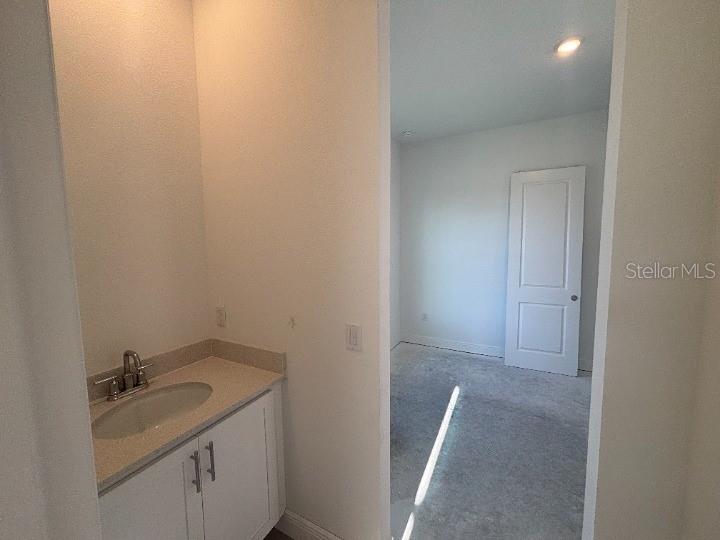 Image 20 of 37 For 414 Junonia Blvs