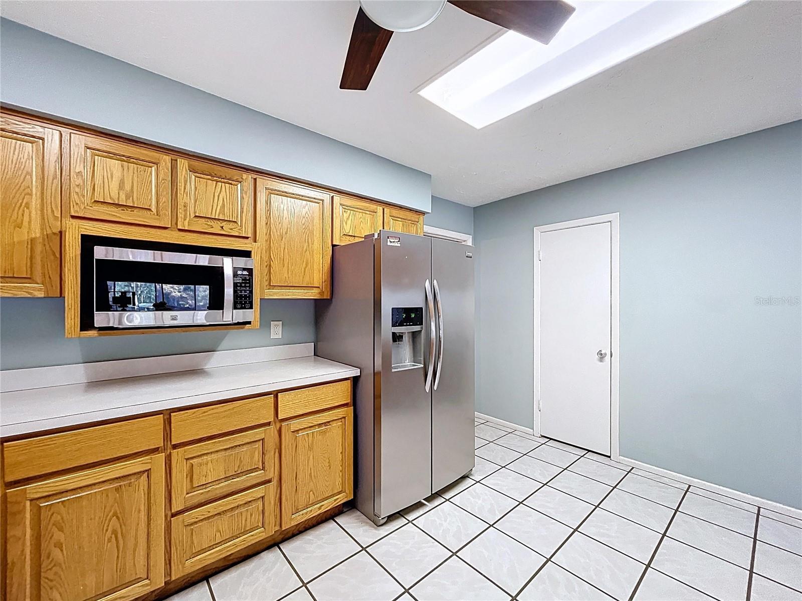 Image 24 of 98 For 1601 Riverhills Drive