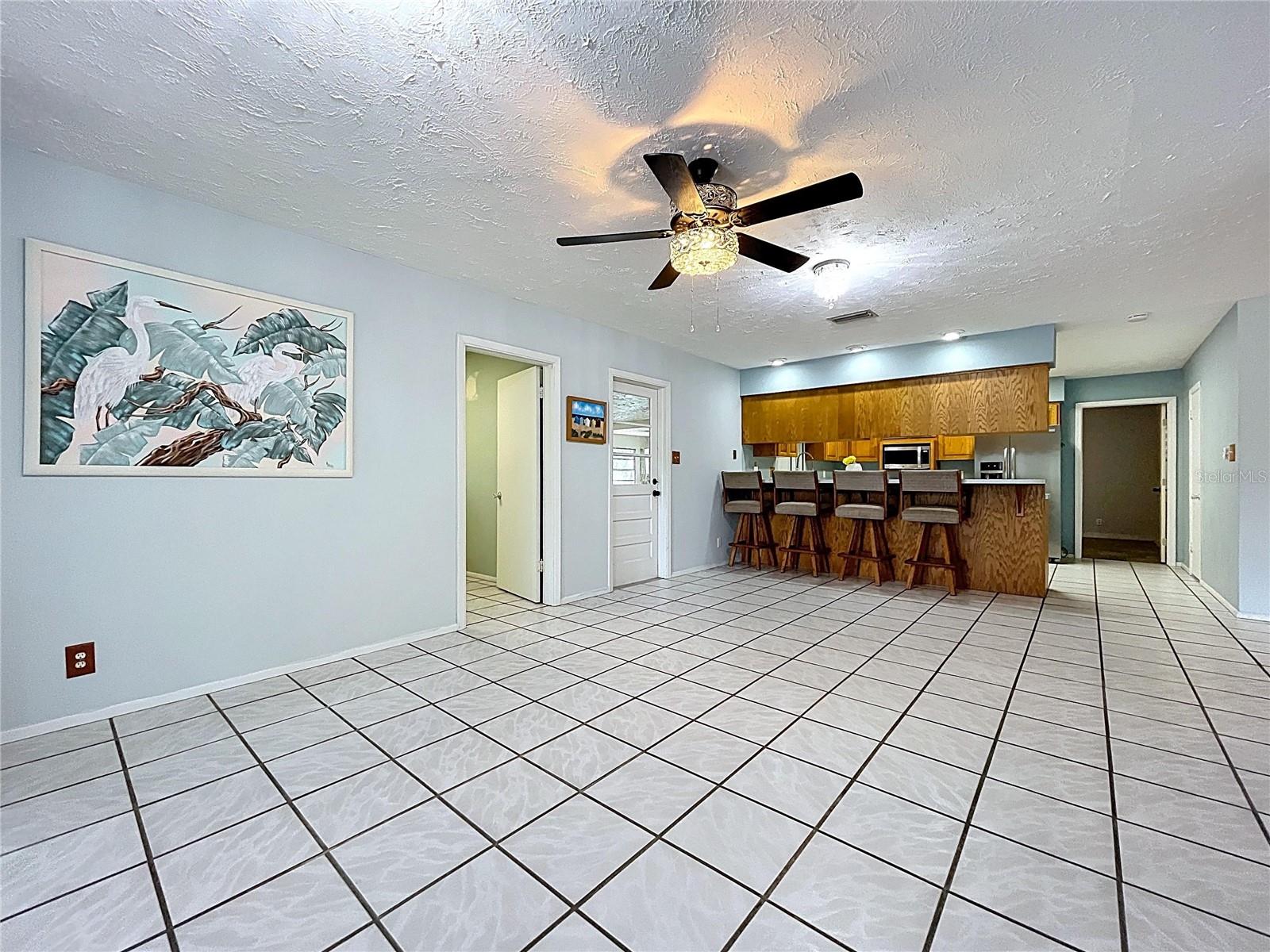 Image 29 of 98 For 1601 Riverhills Drive