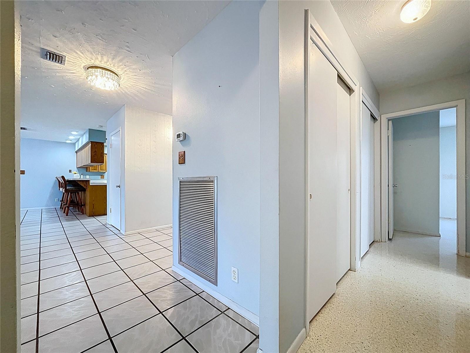 Image 65 of 98 For 1601 Riverhills Drive