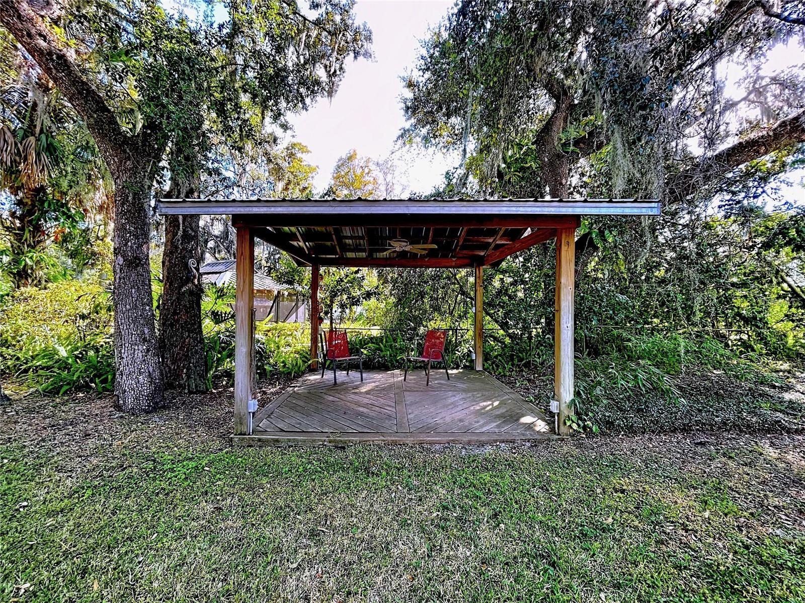 Image 72 of 98 For 1601 Riverhills Drive