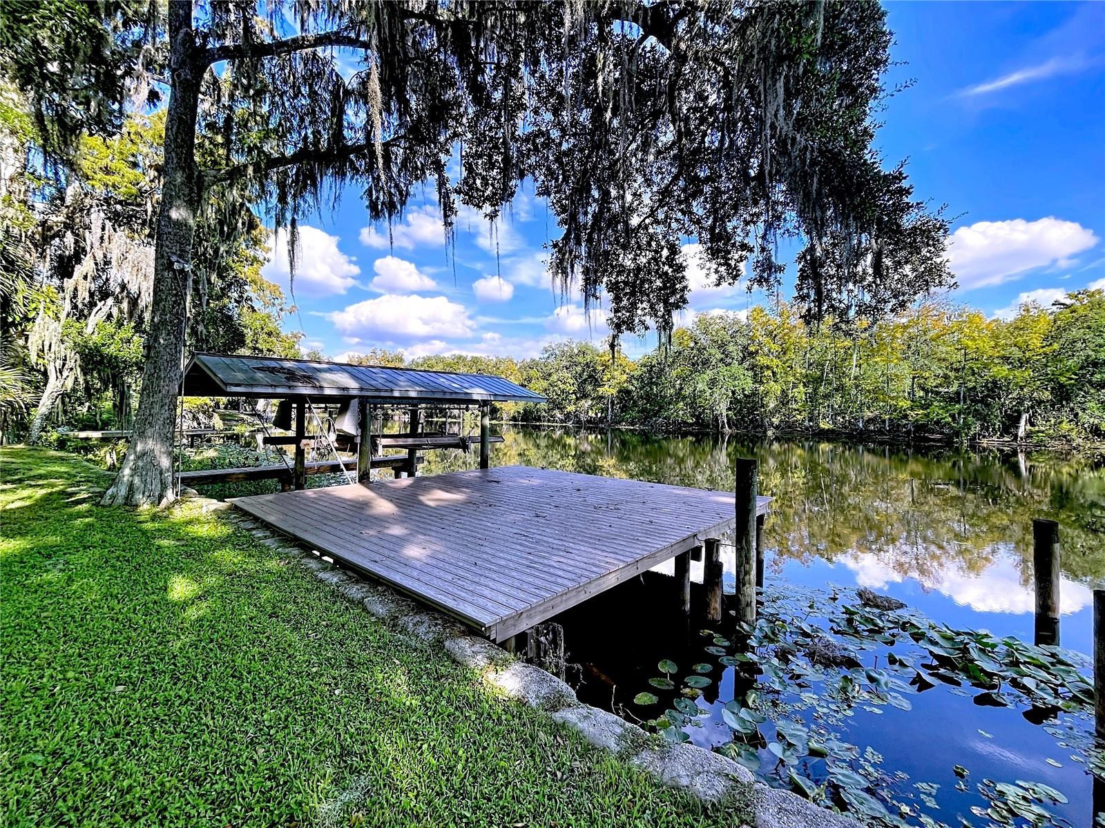 Image 8 of 98 For 1601 Riverhills Drive