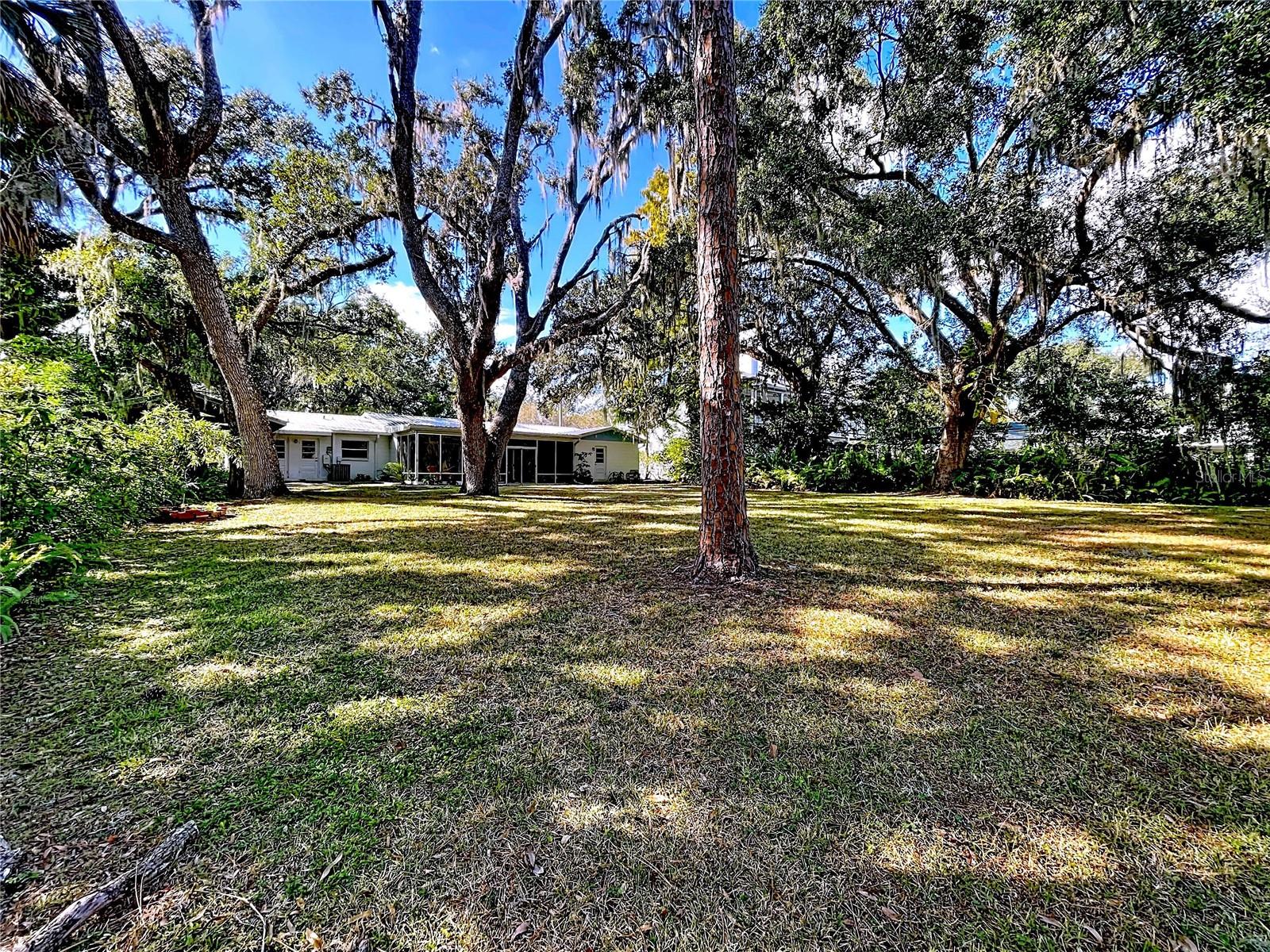 Image 81 of 98 For 1601 Riverhills Drive