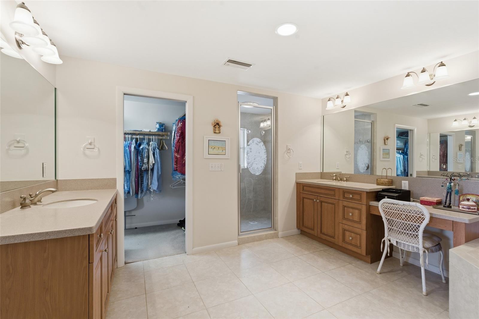 Image 21 of 35 For 3527 22nd Place