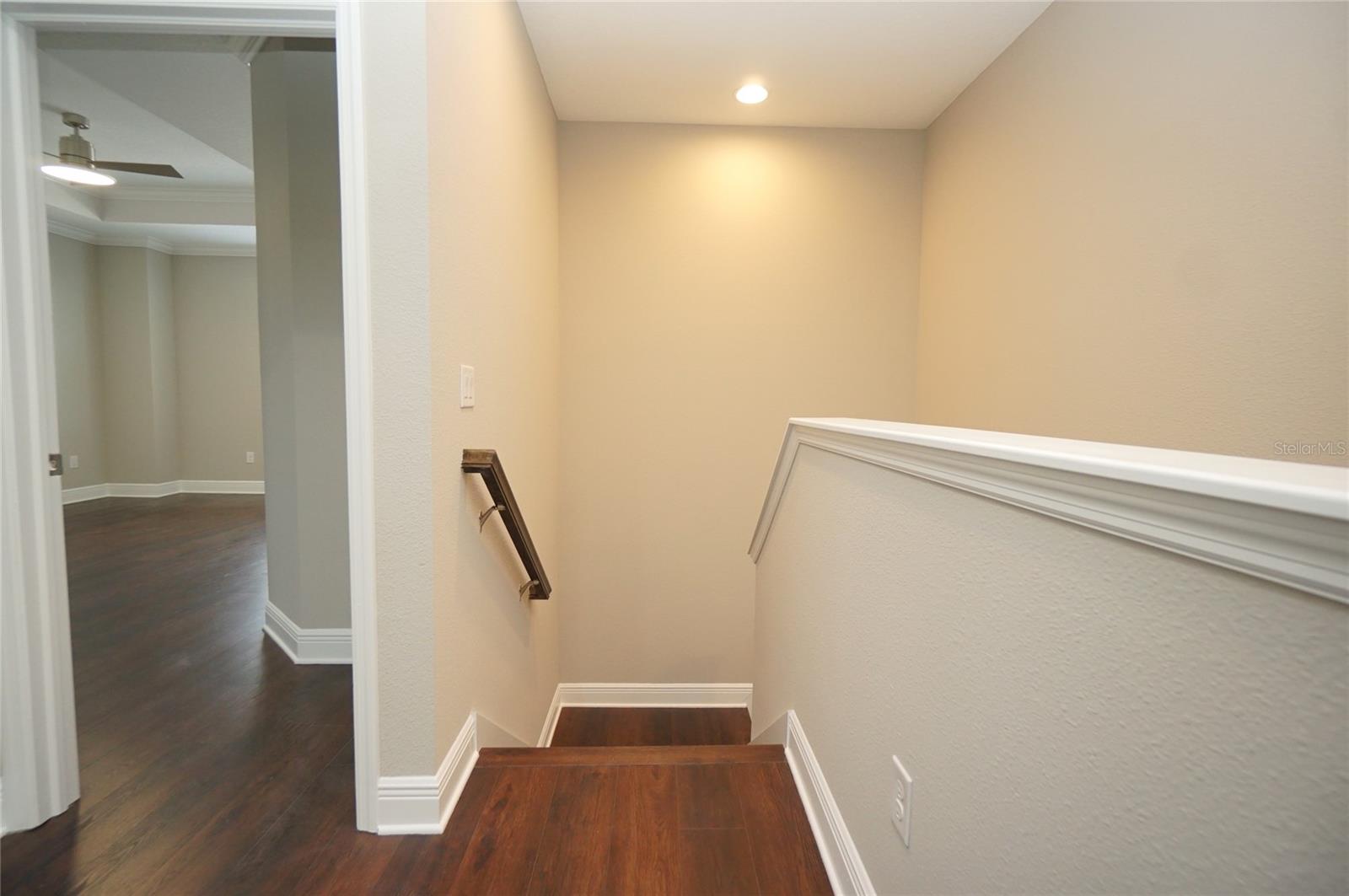 Image 10 of 24 For 115 Arrawana Avenue 8