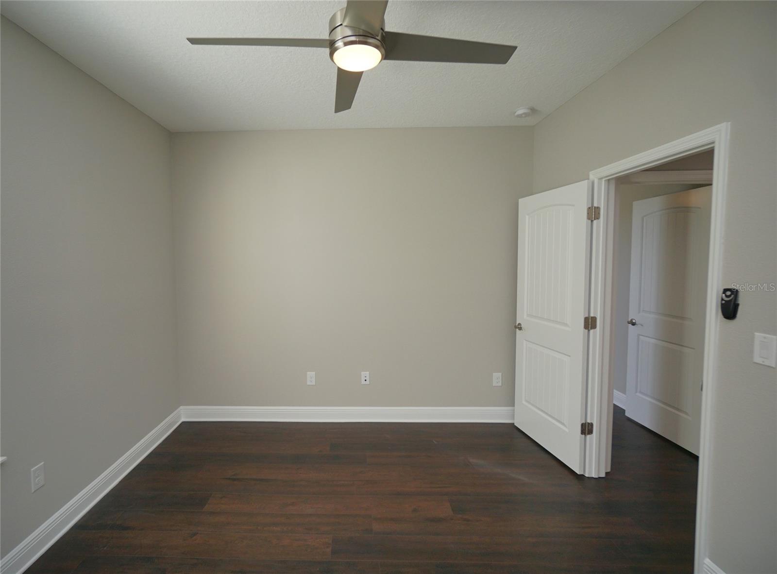 Image 11 of 24 For 115 Arrawana Avenue 8