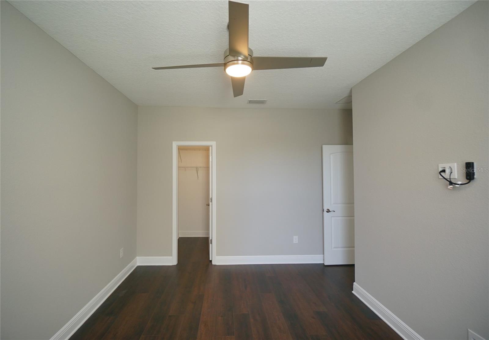 Image 14 of 24 For 115 Arrawana Avenue 8