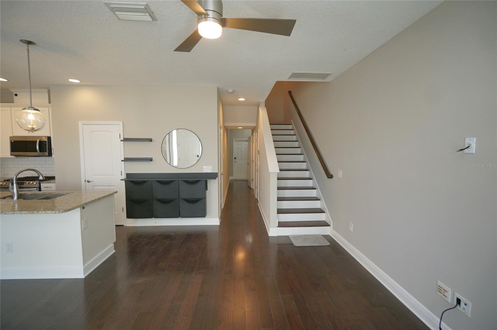 Image 3 of 24 For 115 Arrawana Avenue 8