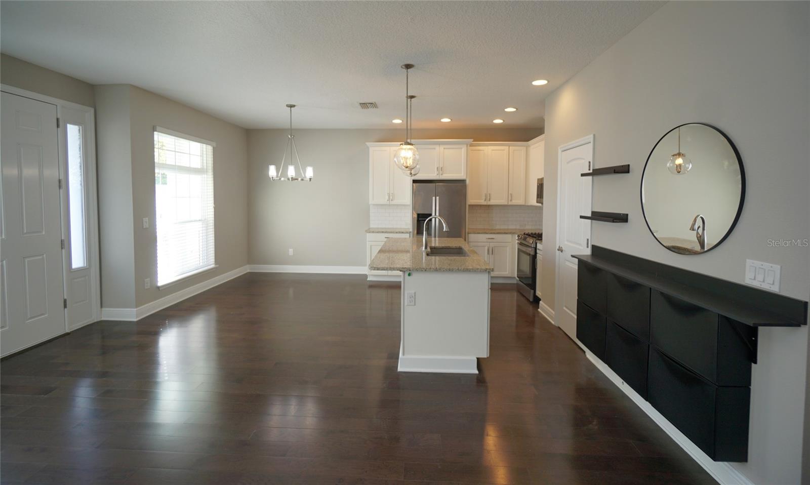 Image 7 of 24 For 115 Arrawana Avenue 8