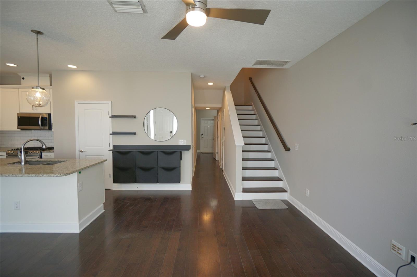 Image 8 of 24 For 115 Arrawana Avenue 8