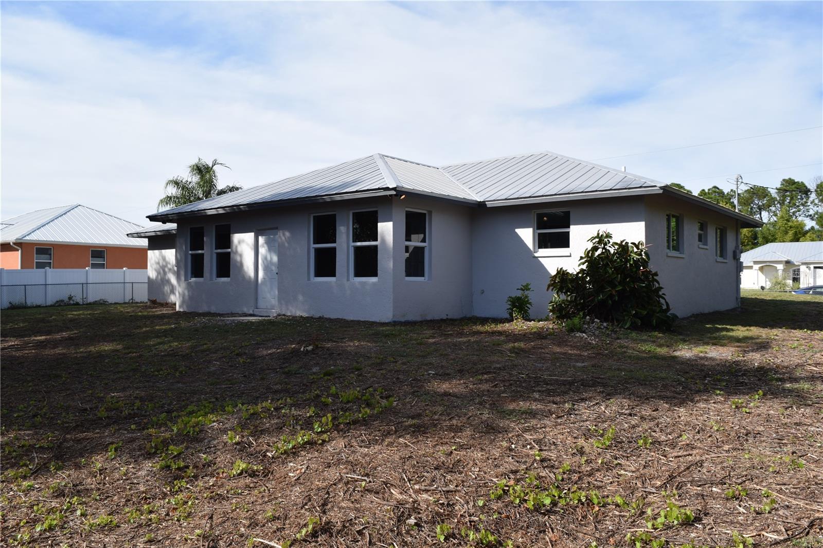 Image 32 of 37 For 3709 17th Street W