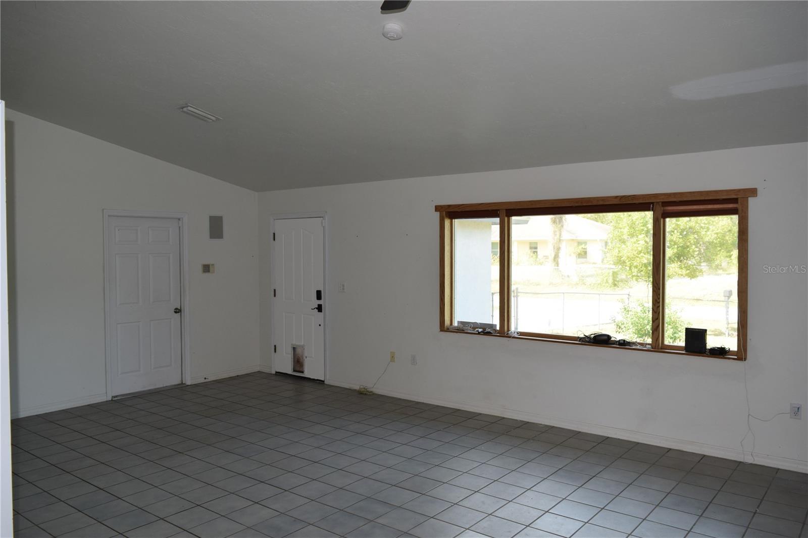 Image 6 of 37 For 3709 17th Street W