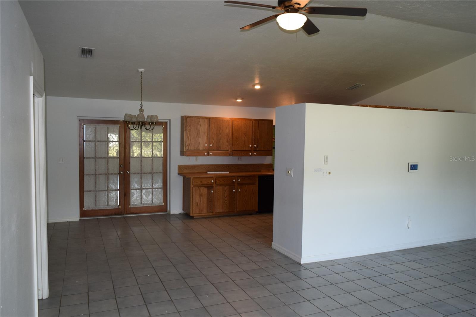 Image 9 of 37 For 3709 17th Street W