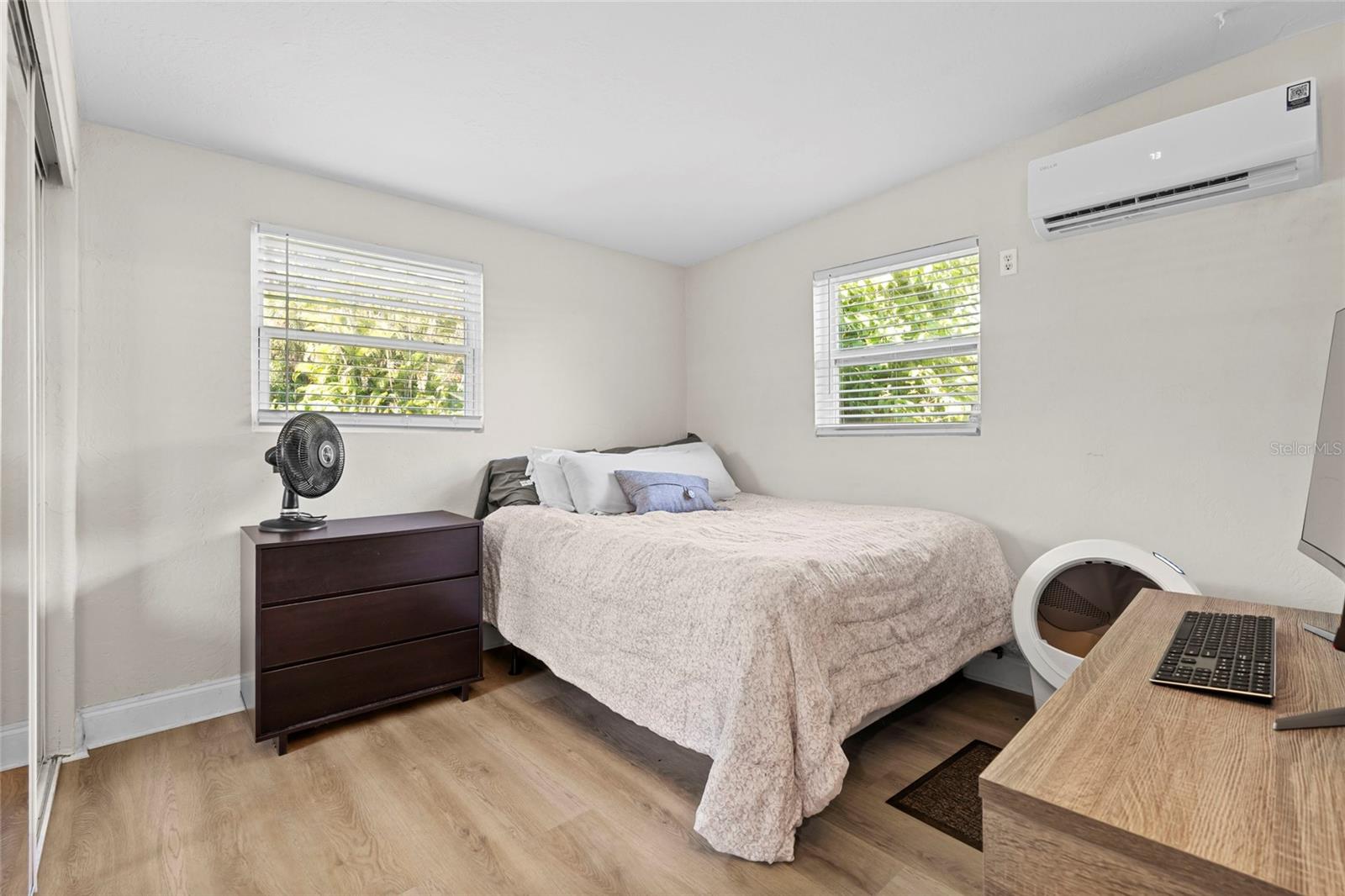 Image 20 of 29 For 7095 111th Street