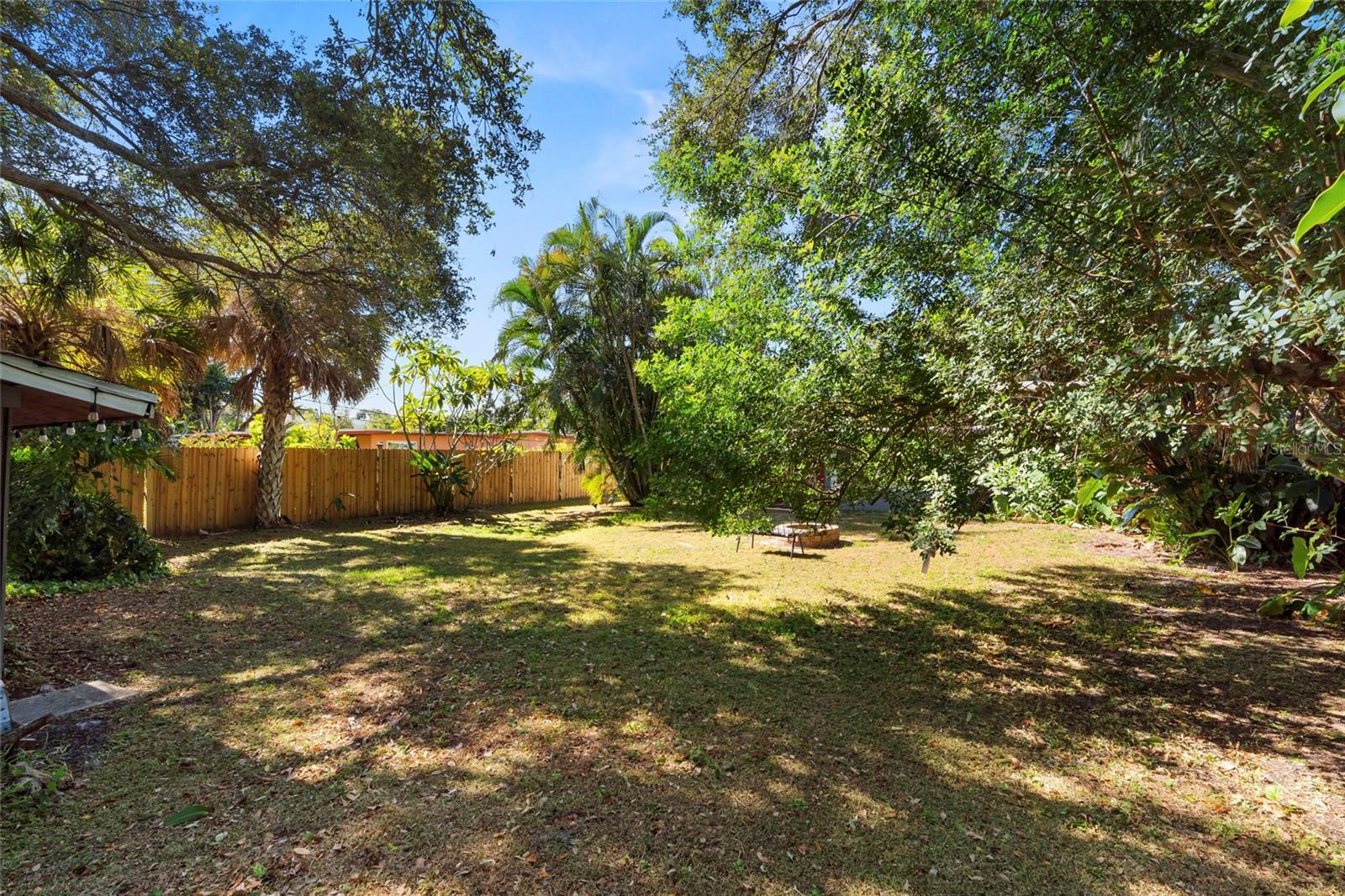 Image 24 of 29 For 7095 111th Street