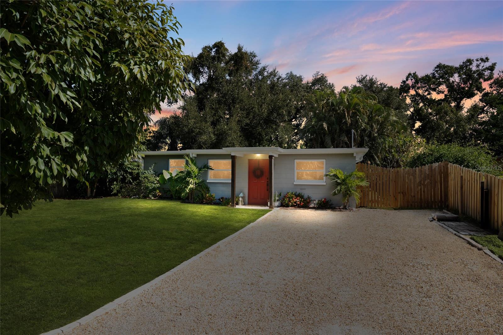 Image 27 of 29 For 7095 111th Street