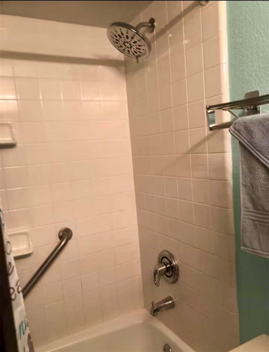 Image 8 of 25 For 611 Destiny Drive 520