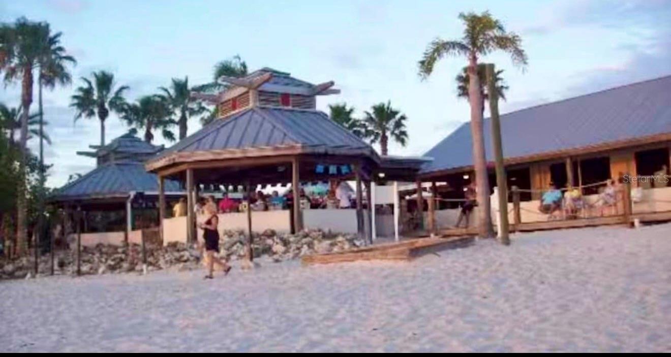 Image 9 of 25 For 611 Destiny Drive 520