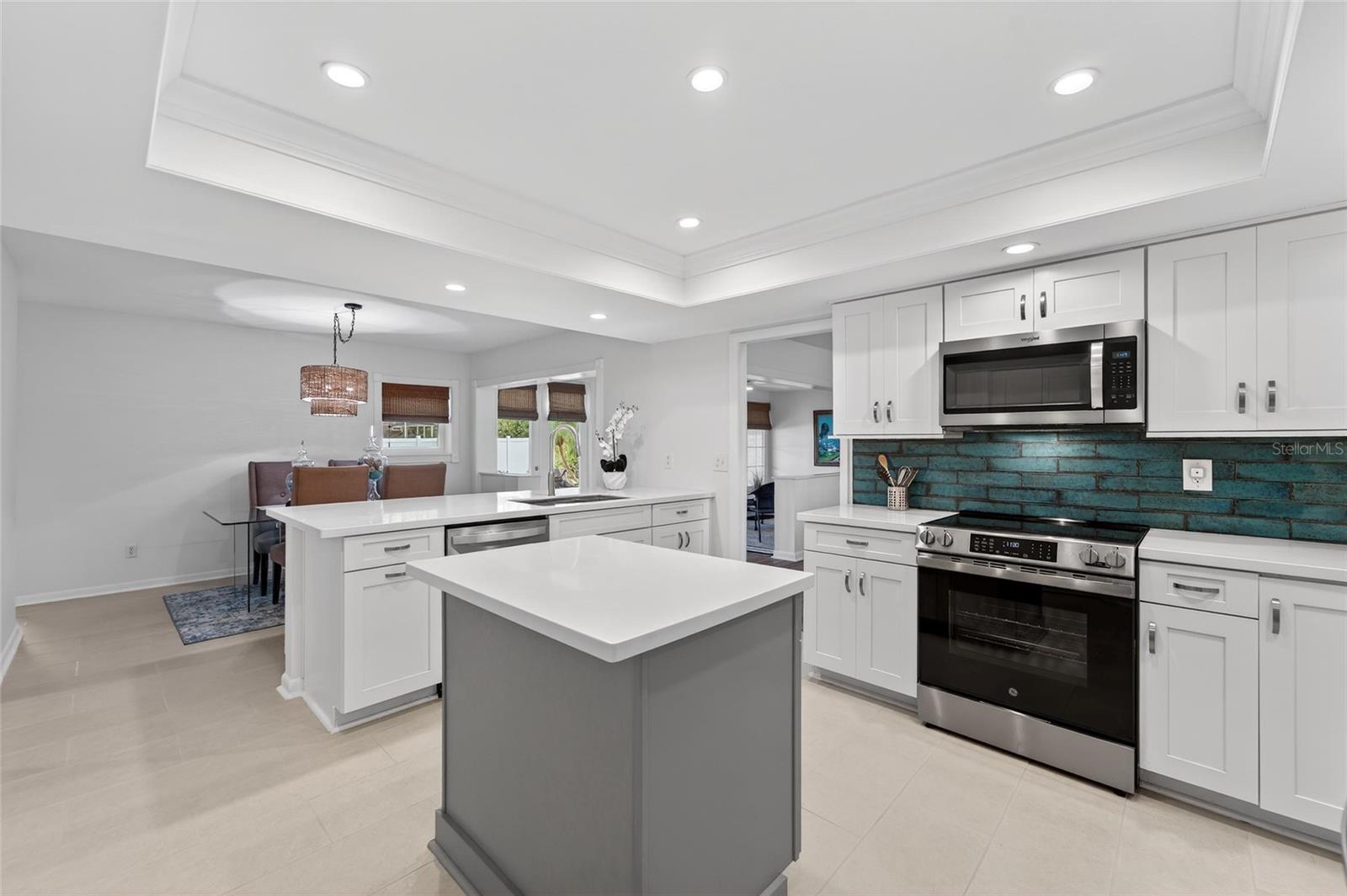 Image 19 of 83 For 2654 Countryclub Drive