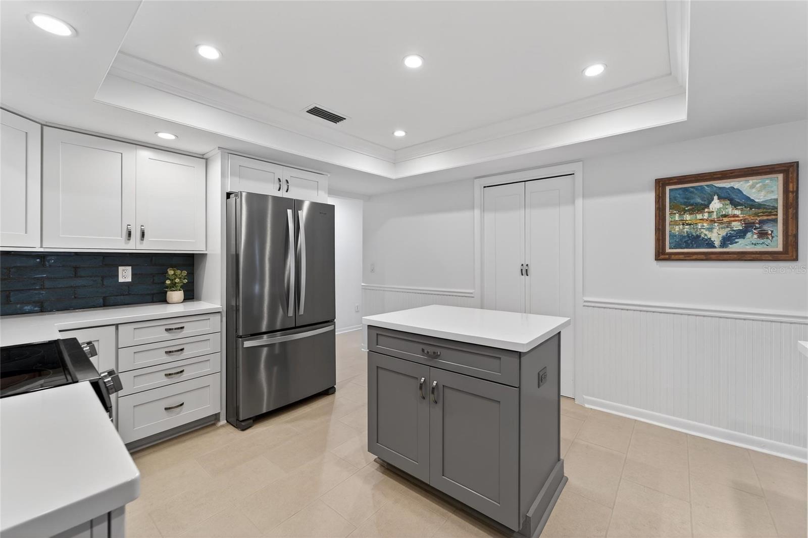 Image 21 of 83 For 2654 Countryclub Drive