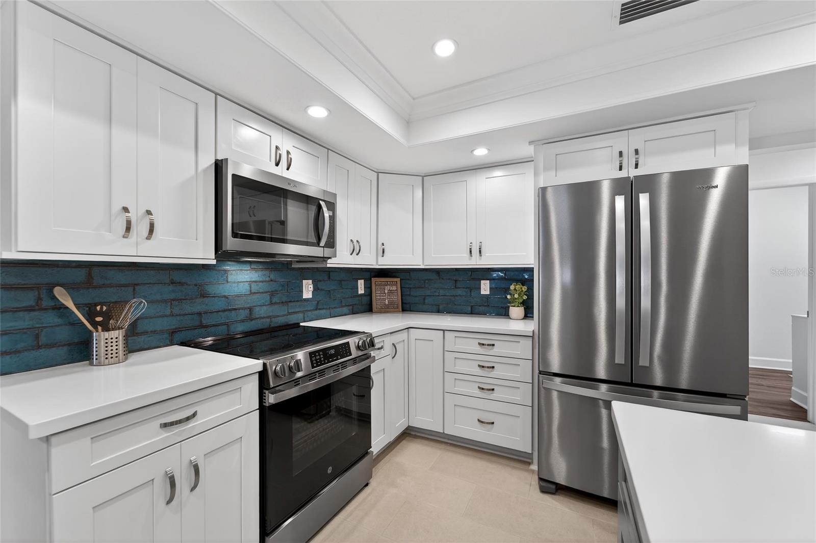 Image 23 of 83 For 2654 Countryclub Drive