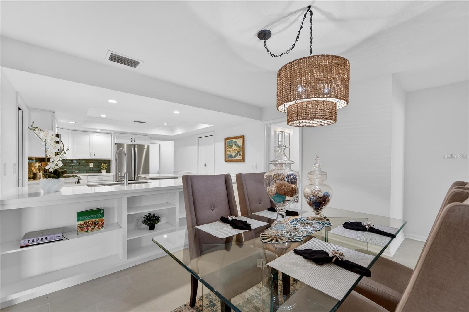 Image 29 of 83 For 2654 Countryclub Drive